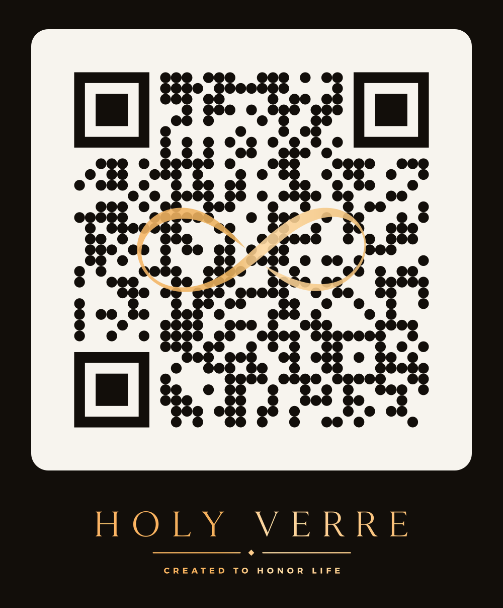 Kod QR prowadzący do strony z katalogami HolyVerre.